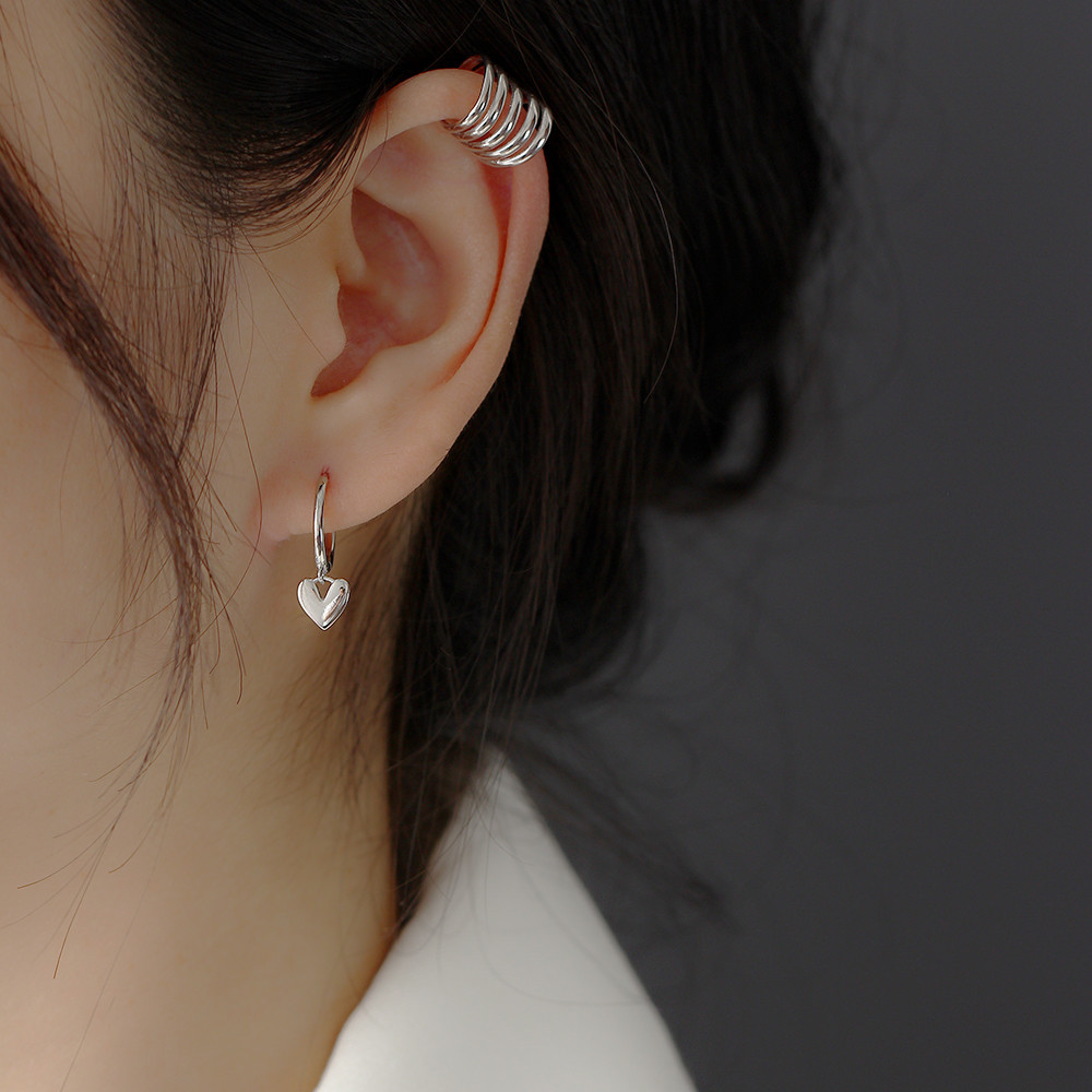 3g Weight Fashion Heart Shape Silver Drop Earrings 1 Pair