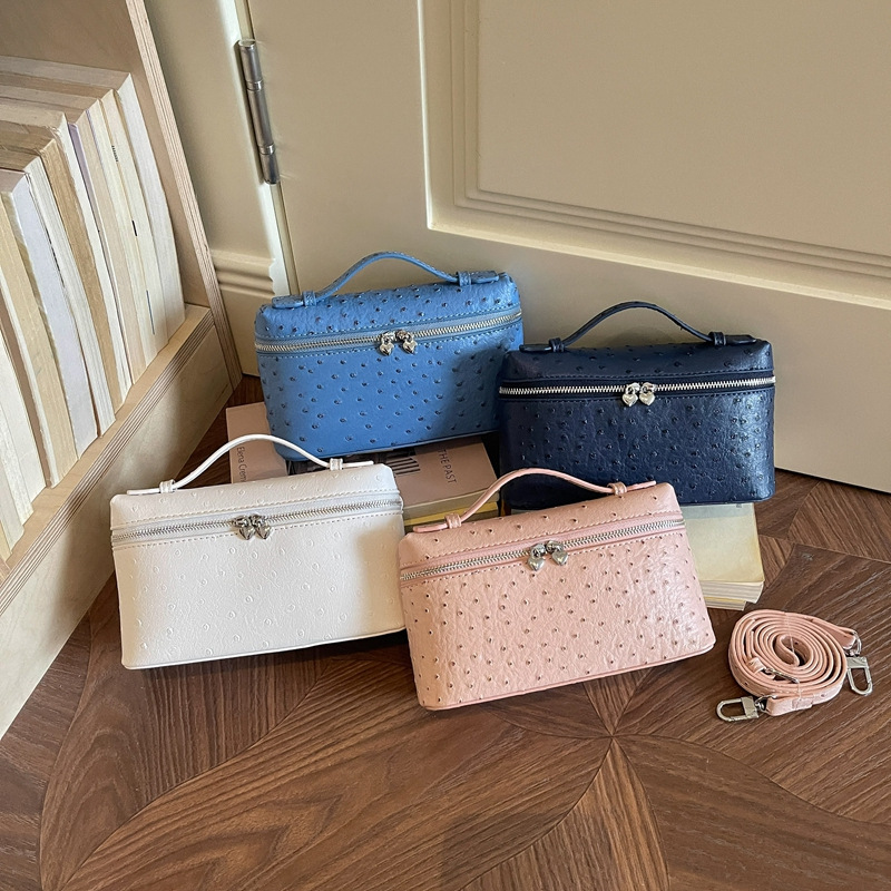 Cross-border small square shoulder bag, fashionable and simple style, studded small square crossbody bag, ladies handbag, women's bag