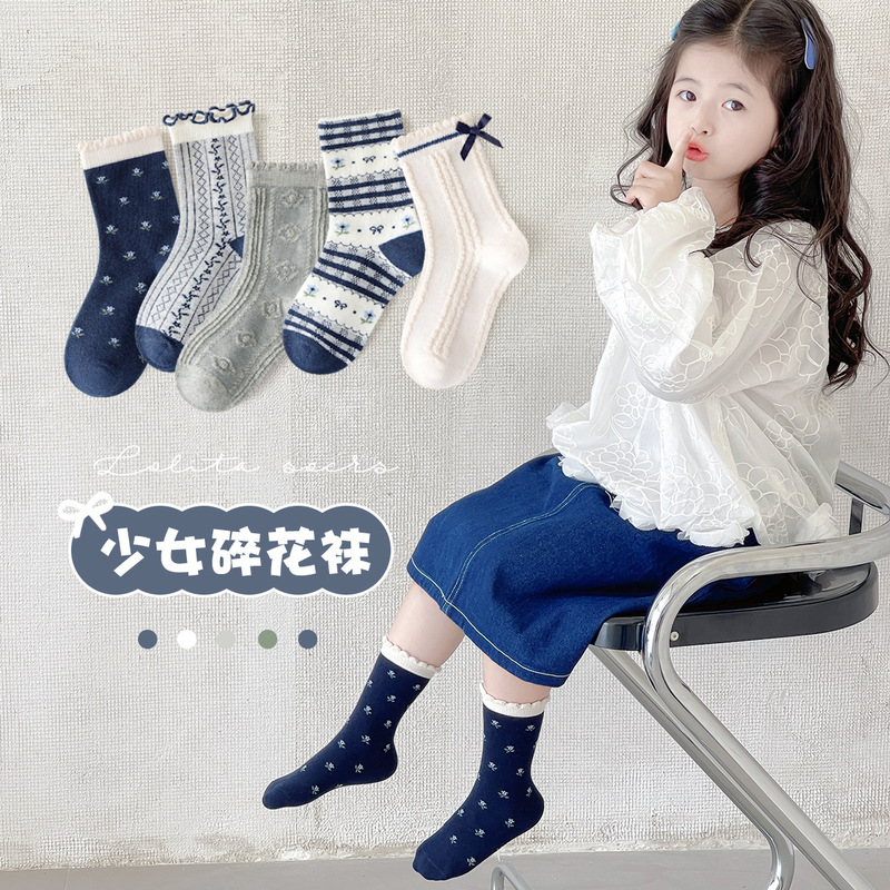 New Girls' Socks for Spring and Autumn, Forest Style Navy Floral Mid-Calf Socks, Japanese Lace Bow Princess Socks, Children's Socks