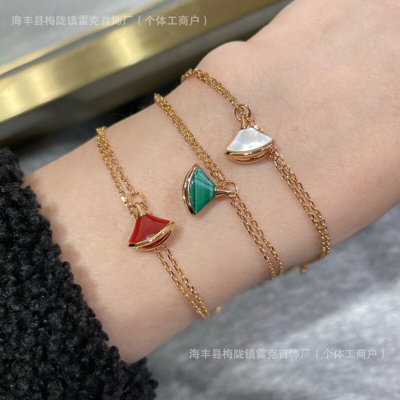 V Gold Cnc Finely Carved Baojia Skirt Bracelet Fan-Shaped Double-Layer White Mother-Of-Pearl Carnelian Full Diamond Silver Thick Plated 18K Wholesale