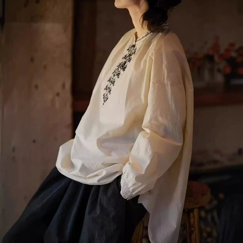 Spring and Autumn Style, Creamy White Double-Strand 200-Count Long-Staple Cotton Vintage Embroidered Shirt, Oversized Shirt