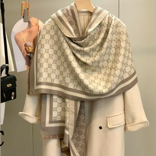 Light Luxury Autumn New Style Faux Cashmere Jacquard Craft Scarf with a Versatile and Elegant Design, Thickened for Warmth, Suitable as a Shawl