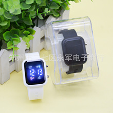 新款爱特酷时尚方形LED防水表合金壳硅胶表带青少年学生电子手表