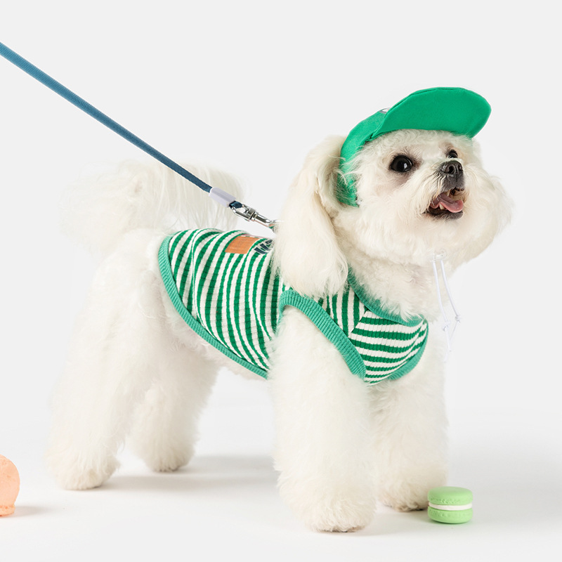 Perro de primavera y verano tejido a rayas divertido sombrero chaleco traje perro pequeño y mediano peluche gato perro mascota ropa