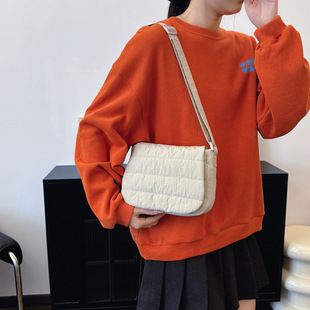 ���Q�͹��޷�С����2024�¿�r�н���PP��б�������μ��]���