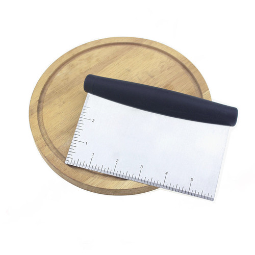 Wholesale plastic handle stainless steel scraping blade flour scraper leveling knife flat scraper baking tool dough cutting