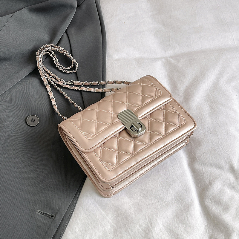 Bolso de cadena de rombos de fragancia pequeña mujer 2024 verano versión coreana ins moda simple bolso cuadrado pequeño bolso de mensajero de sentido avanzado
