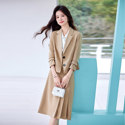 Gray suit suit for female spring and autumn college students, teaching interview wear, small pleated skirt, temperament, professional formal wear