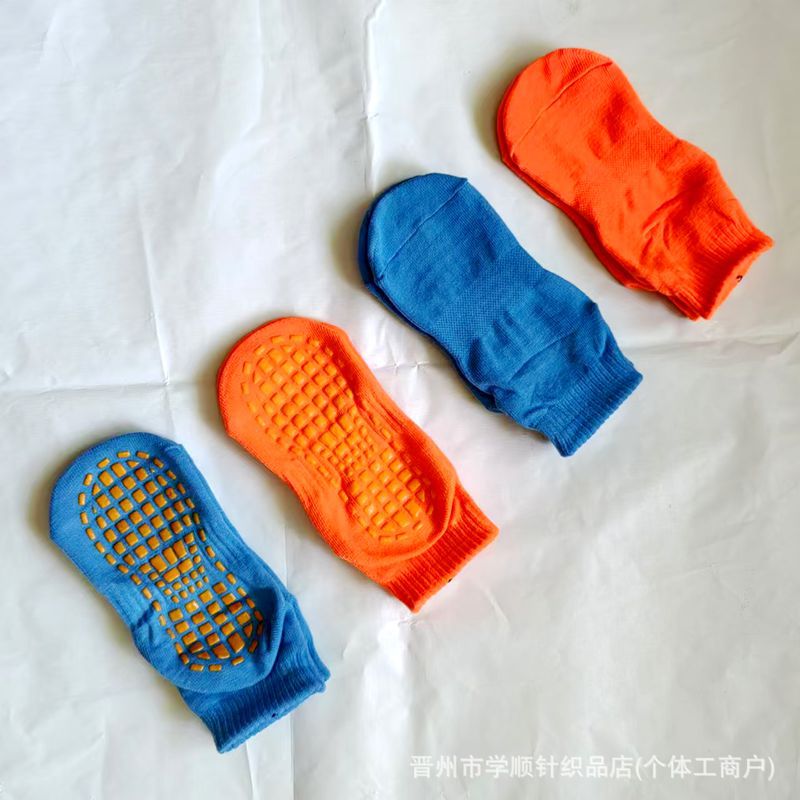 Factory Direct Sales Adult and Children's Playground Trampoline Socks Non-Slip Dotted Floor Socks Home Yoga Socks Universal for All Seasons