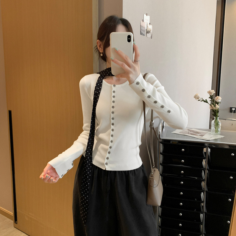 欧货早秋穿搭圆领长袖针织开衫女2025新款修身显瘦外穿短款小上衣|undefined