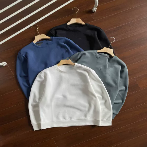 70552 New hooded sweatshirt
