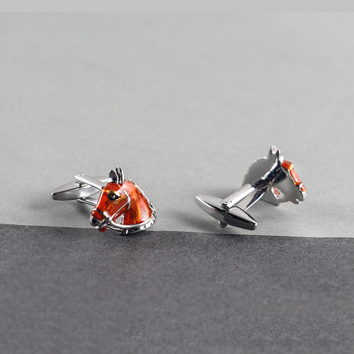 High-quality brown horse head shape metal cufflinks for men's French-style shirt and suit cuffs
