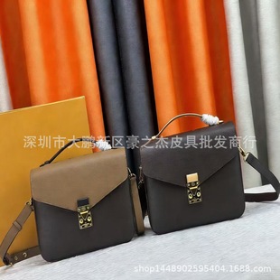 ���Q���l�W�����䱬��Ůʿ��ƴɫ�]����i�ۆμ�б�������M40780