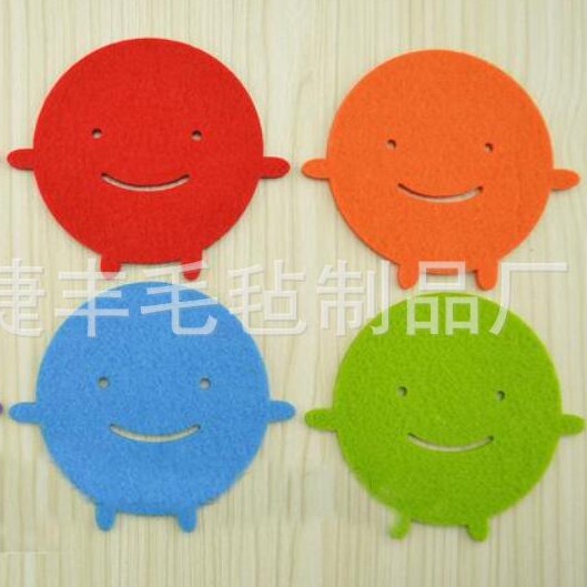 供应创意家居镂空毛毡杯垫 茶杯隔热毛毡杯垫厂家批发毛毡杯垫