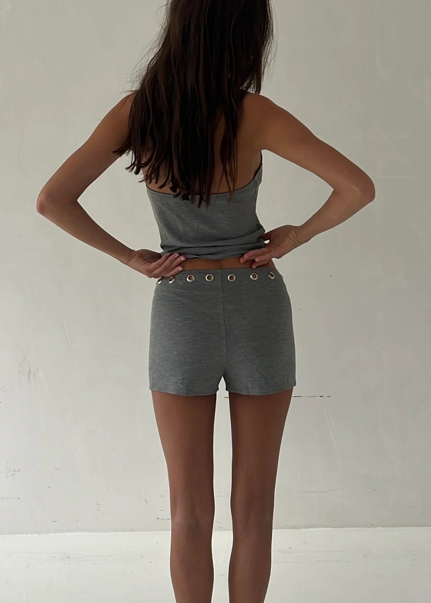 European And American Style Women's Slim Fit Halter Neck Tank Top Metal Hollow out Design Summer Hot Girl Fashion Top_ecoleips.com