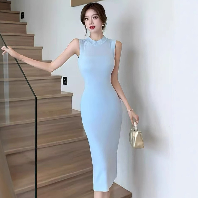 Wholesale Model Runway Dresses, New Summer Women's Fashion, Elegant Waist-Cinching Slim-Fit Knit Dress, Blue Wholesale Model Runway Dresses, New Summer Women's Fashion, Elegant Waist-Cinching Slim-Fit Knit Dress, Blue