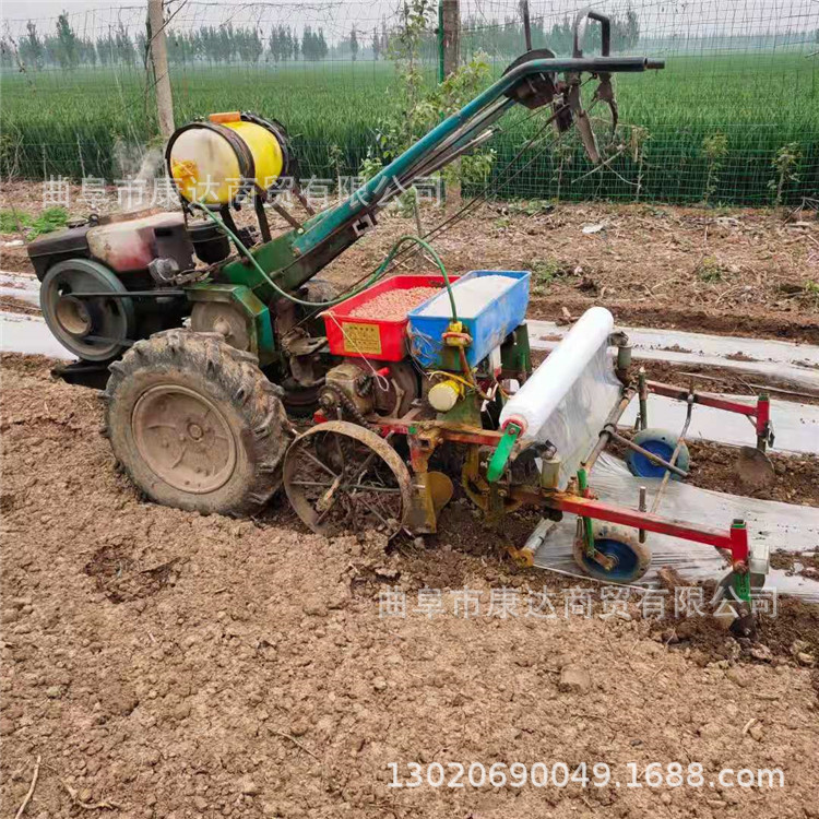 汽油手推喷药覆膜机 轮距可调打药机 自走式覆膜机玉米蔬菜地膜机