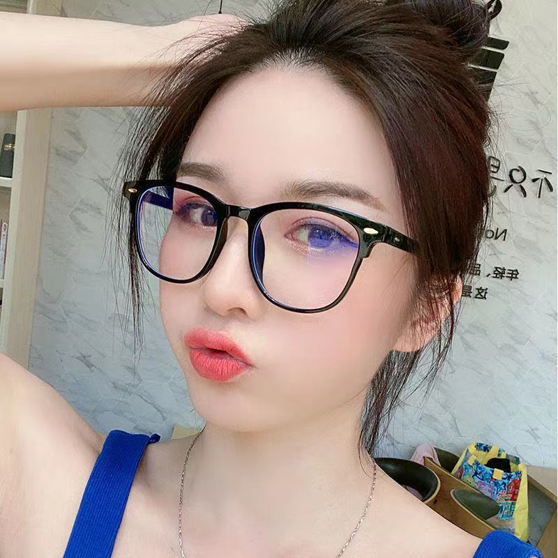 2026 New Style Rivet Eyeglass Frames Xiaohongshu Cross-Border Anti-Blue Light Non-Prescription Glasses Trendy Unisex Korean Style Prescription Glasses
