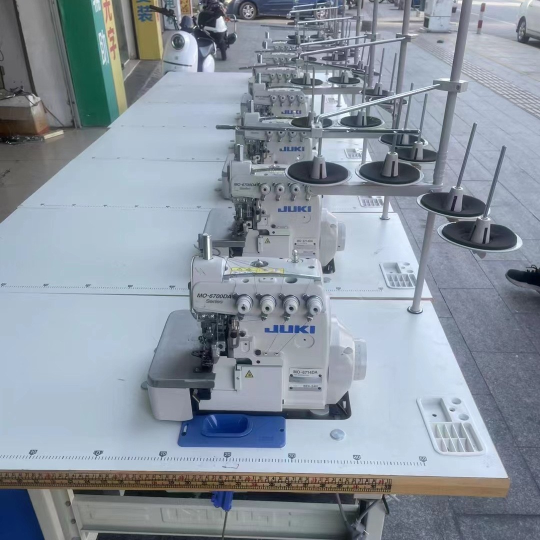 Máquina de coser overlock JUKI MO6714DA japonesa al por mayor, máquina de coser overlock de cuatro hilos con accionamiento directo image 4