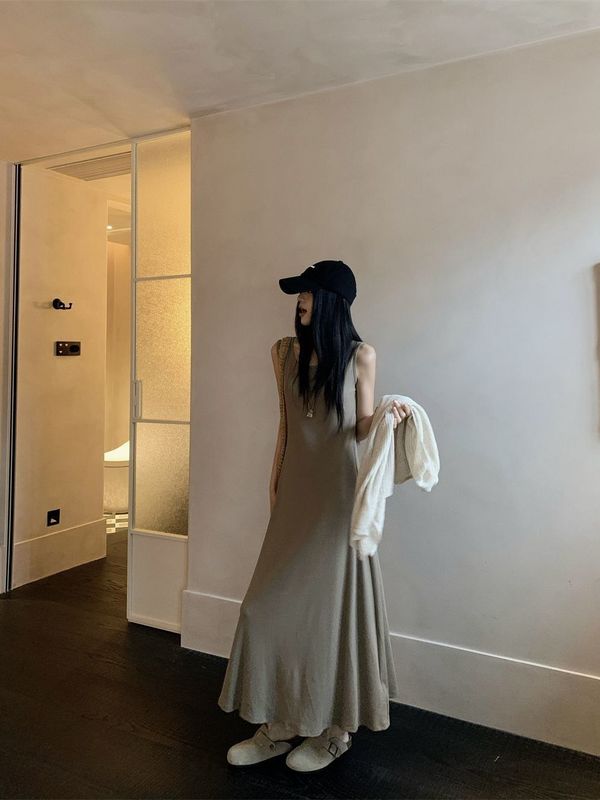 简约复古套装女夏季新款休闲慵懒风针织罩衫纯色背心连衣裙两件套|undefined