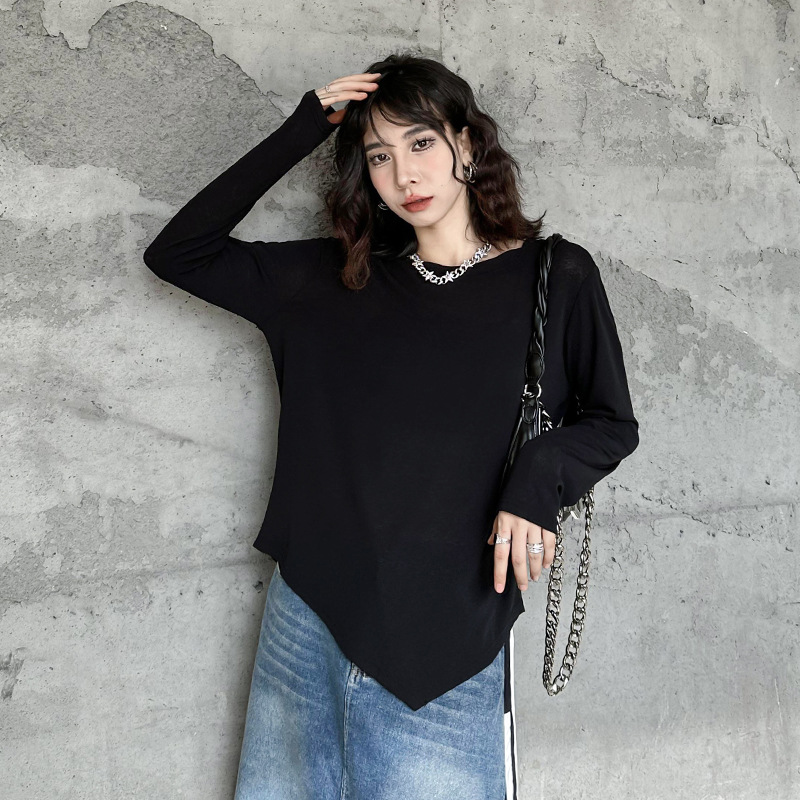 Primavera y otoño nueva suelta adelgazamiento de moda casual drapeado Camiseta asimétrica básica de cuello redondo de manga larga para mujer image 4