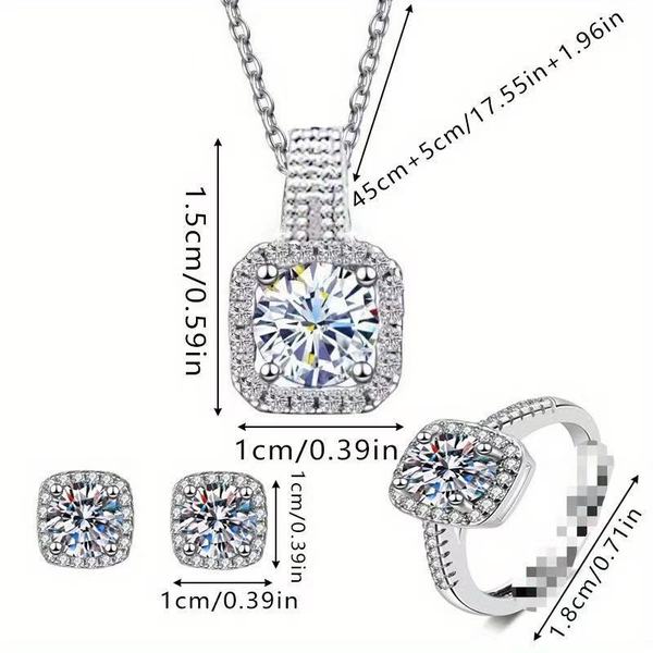 Elegant luxurious shiny sophisticated necklace