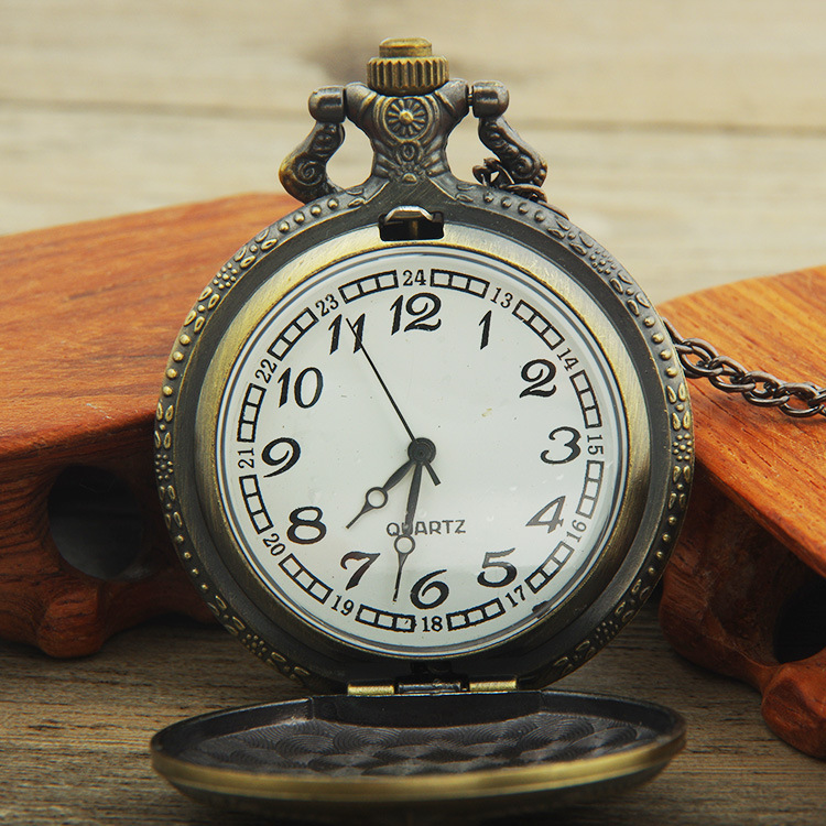 Customized Watch Souvenir Logo Quartz Watch Mechanical Retro Pocket Watch Nostalgic Flip Green Ancient Quartz Pocket Watch Hanging Watch