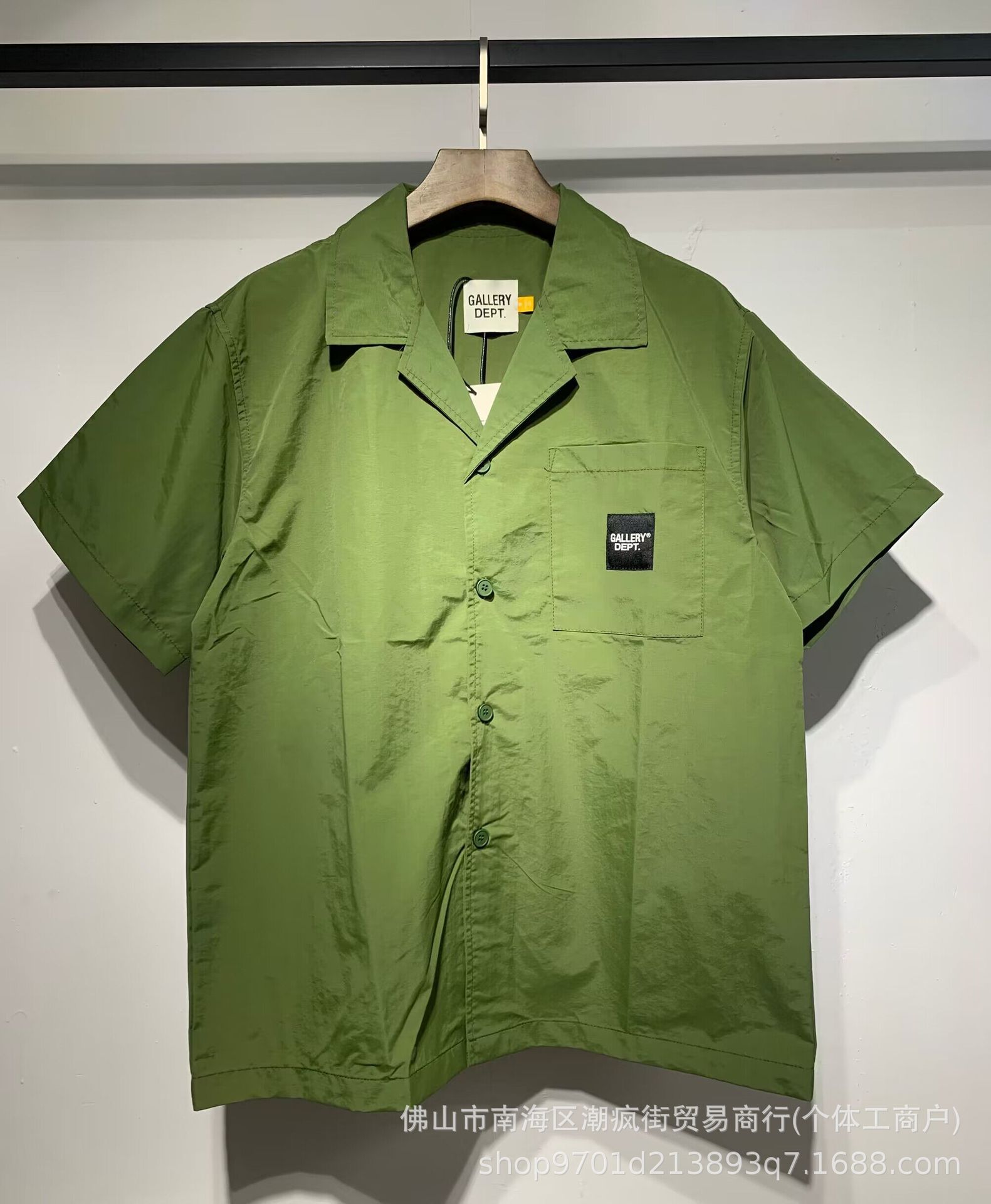 ガードルの半ズボンのシャツのGALLERは墨をかけて連名の波をかけて水を洗って古い半袖のtシャツの男女の同一枚のロットをします。