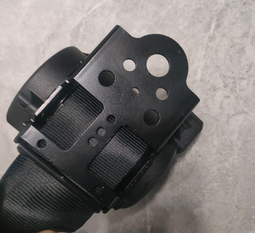 Fully automatic car seatbelt, three-point automatic retractable seatbelt for driver and passenger seats in cargo vehicles