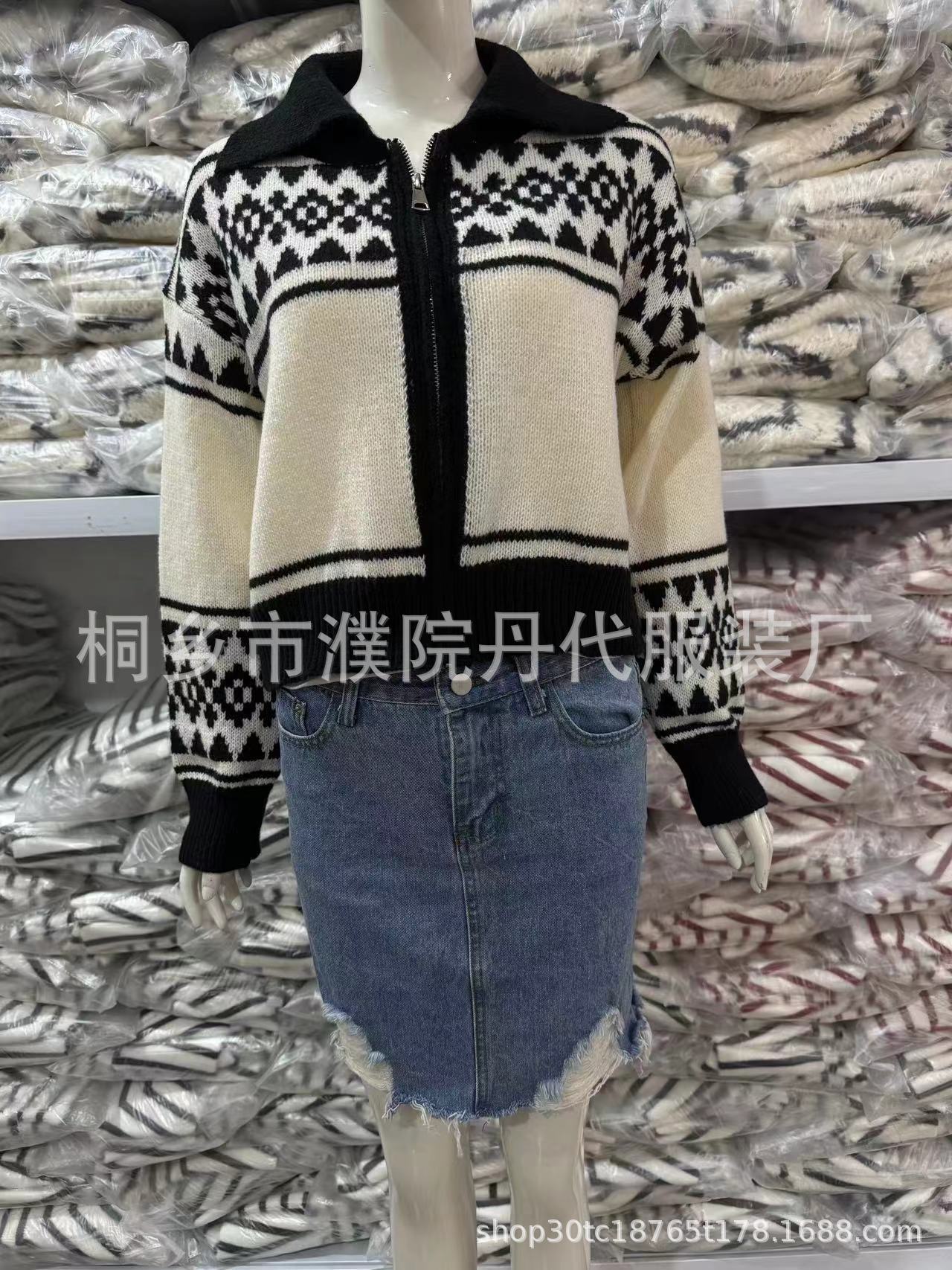 Suéter jacquard con cremallera de contraste de color para mujeres de Corea del Sur Dongdamen otoño y invierno nuevo estilo casual abrigo corto de viento para la moda image 7