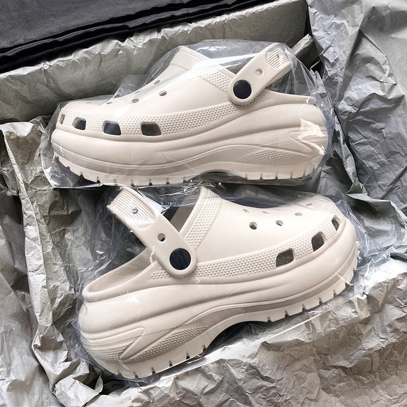 New 7cm Thick-Soled Clogs for Women to Wear Outside, Summer New Fashionable Women's Beach Toe-Toe Slippers Eva New 7cm Thick-Soled Clogs for Women to Wear Outside, Summer New Fashionable Women's Beach Toe-Toe Slippers Eva