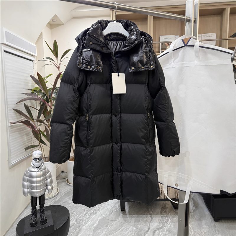 M 2025秋冬蒙家时尚白巧黑巧连帽长款排扣拉链女士夹克羽绒服外套