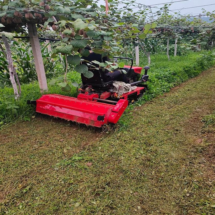 Nuevo tipo de máquina de retorno de paja, tractor de cuatro ruedas con maíz, trituradora de trigo, corredora de césped