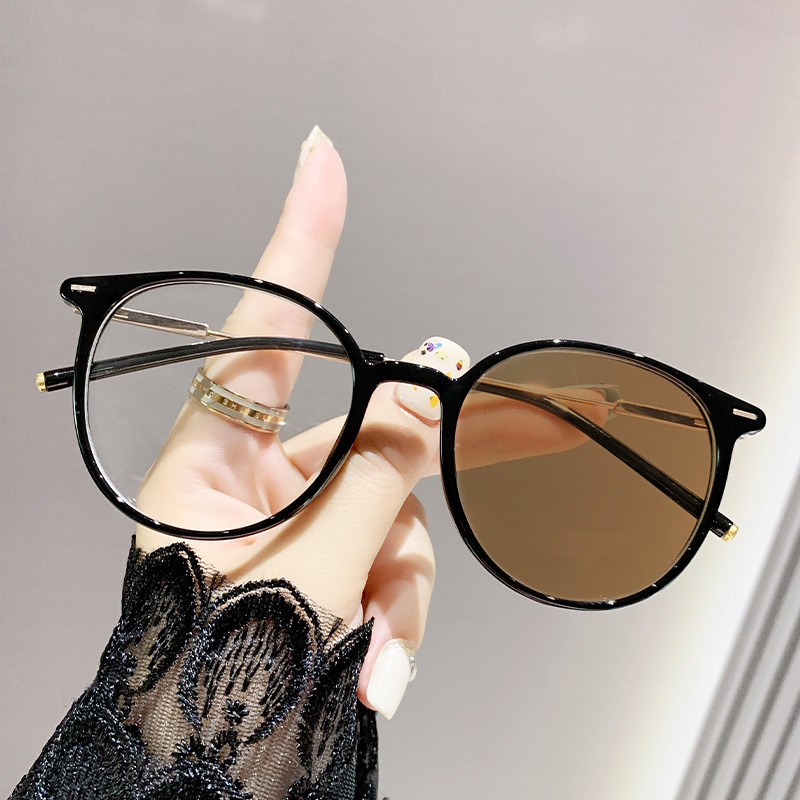 Luminoso cambio de color gafas de miopía de moda de alta definición anti-luz azul marco de gafas de alto nivel para estudiantes gafas de miopía terminadas