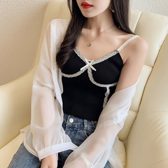 New summer style discreet versatile V-neck lace trim short bottoming shirt with camisole top for women