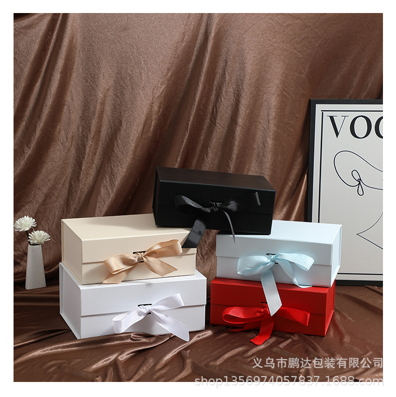 Cinta negra caja plegable caja de regalo ropa zapatos caja de embalaje cartón rectangular Flip con logo gilding