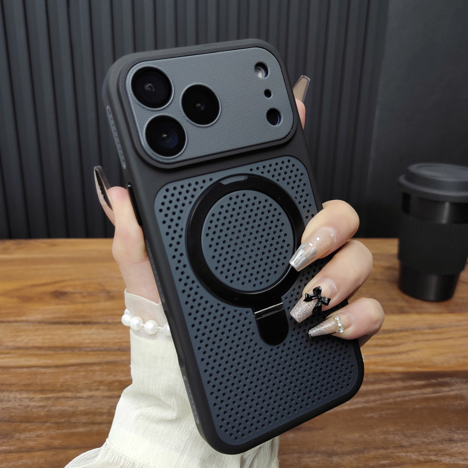 Funda Magnética con Soporte y Disipación de Calor de PC Anticaídas para iPhone 16 17 18 Pro
