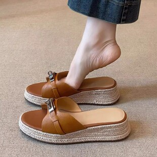 �F؛~¶ֺ��כ��ϲݾ�һ����2025���¿��ļ�ɳ�������ȼ��L��Ь