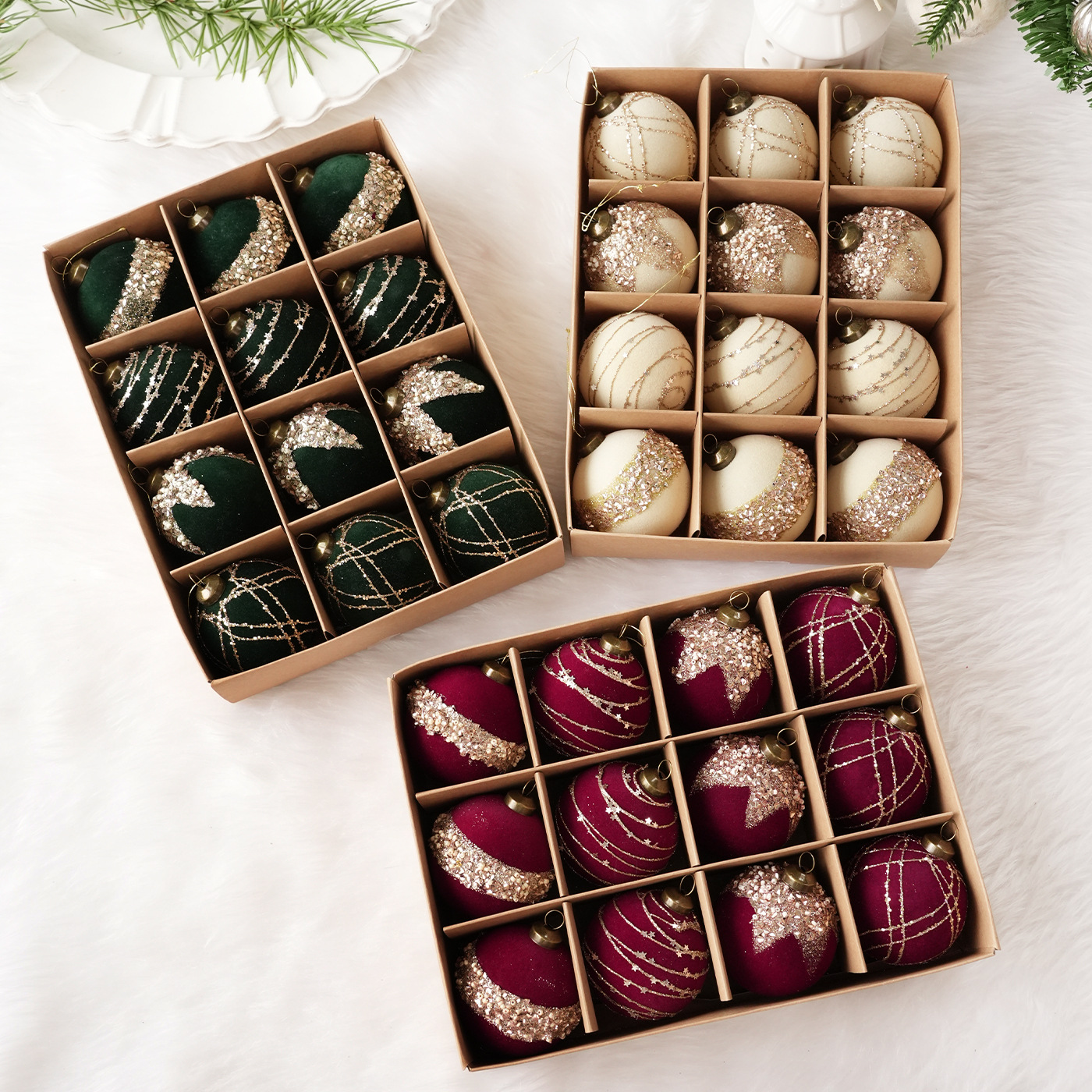 Nuevo producto 8CM / 6CM polvo adhesivo de plástico flocado polvo de oro ligero de lujo bolas de Navidad coloridas colgantes de decoración de árbol de Navidad image 1