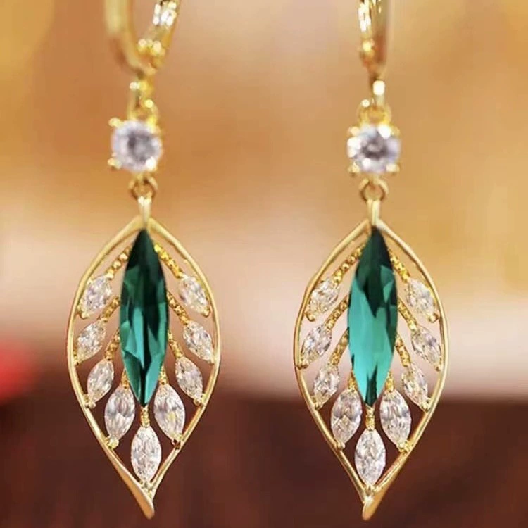 Green zirconium, universal fashionable earrings, light luxury style, 2023 collection