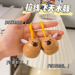 创意拉线飞天小猪车钥匙扣拉绳小玩具可爱卡通学生书包挂件小礼品