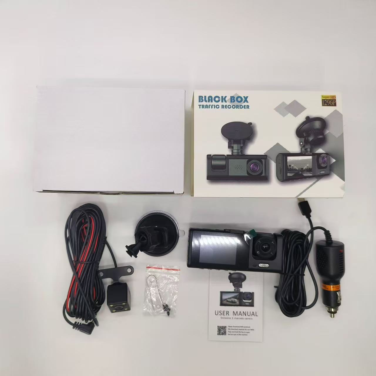 C309 Three-Lens Wifi Dash Cam with Automatic Collision Recording, Dual-Chamber Video Recording for Both Inside and Outside the Car