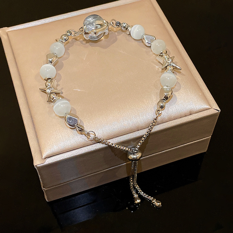 Sweet Heart Shape Lock Fish Tail Crystal Rhinestones Wholesale Bracelets display picture 5