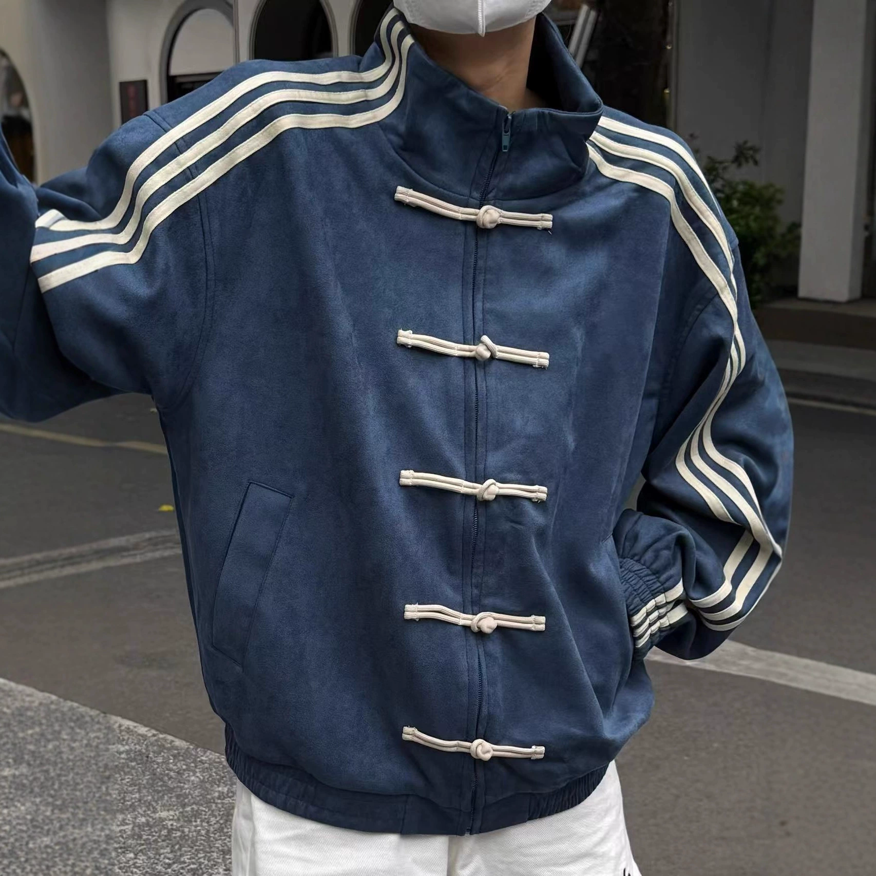 蓝白拼接三条杠立领夹克男春季流行穿搭新中式盘扣高级感唐装上衣
