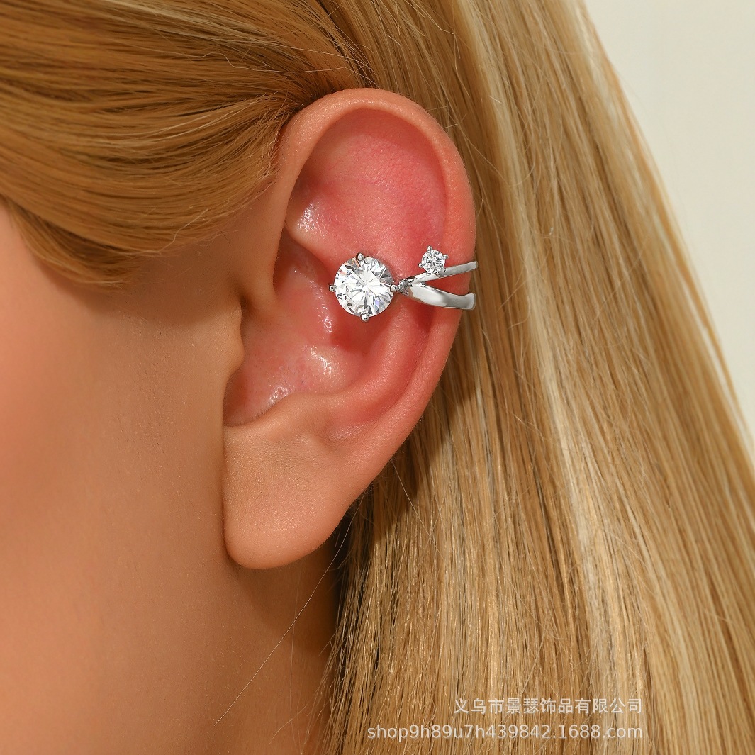 European and American Fashion New Style Copper Inlaid Zircon Ear Cuffs, Ear Piercings, High-End Light Luxury Ear Clips, Ear Studs, Earring Sets, Ear Accessories