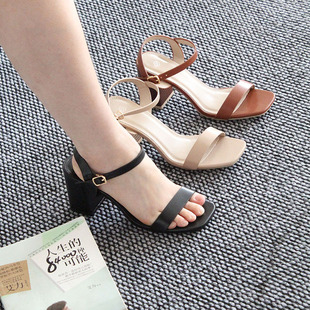 Factory Hot selling Sandals���QЬ�ļ��¿�һ�ֿێ��߸�ЬŮЬ
