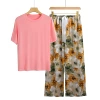 Watermelon powder + yellow and white flowers