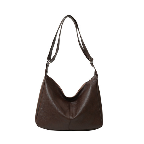 The 2024 Autumn/Winter Trendy Large Capacity Pillow Bag, Fashion Single Shoulder Bag, Wide Shoulder Crossbody Bag for Women, Cross-border