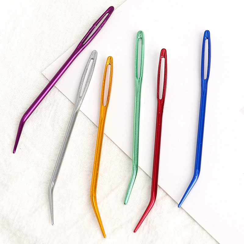 Многоцветный глинозем с большими глазами колена вязание с толстыми отверстиями