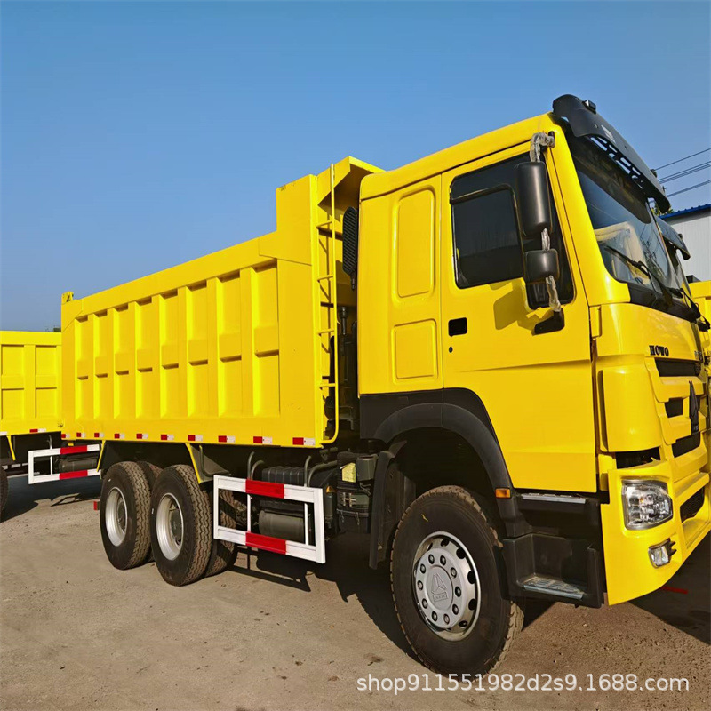 New Car Export Sinotruk Howo Rear Eight-Wheel 6X4 Engineering Dump Truck and Accessories